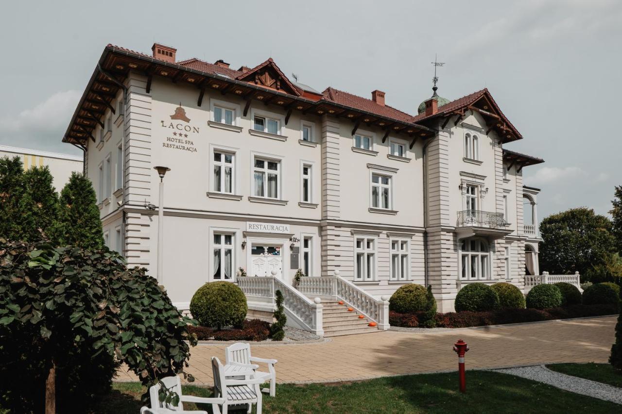 Palac Lacon Kazimierza Wielka Exterior photo
